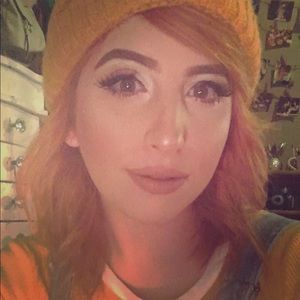 Meet your Posher, Laney